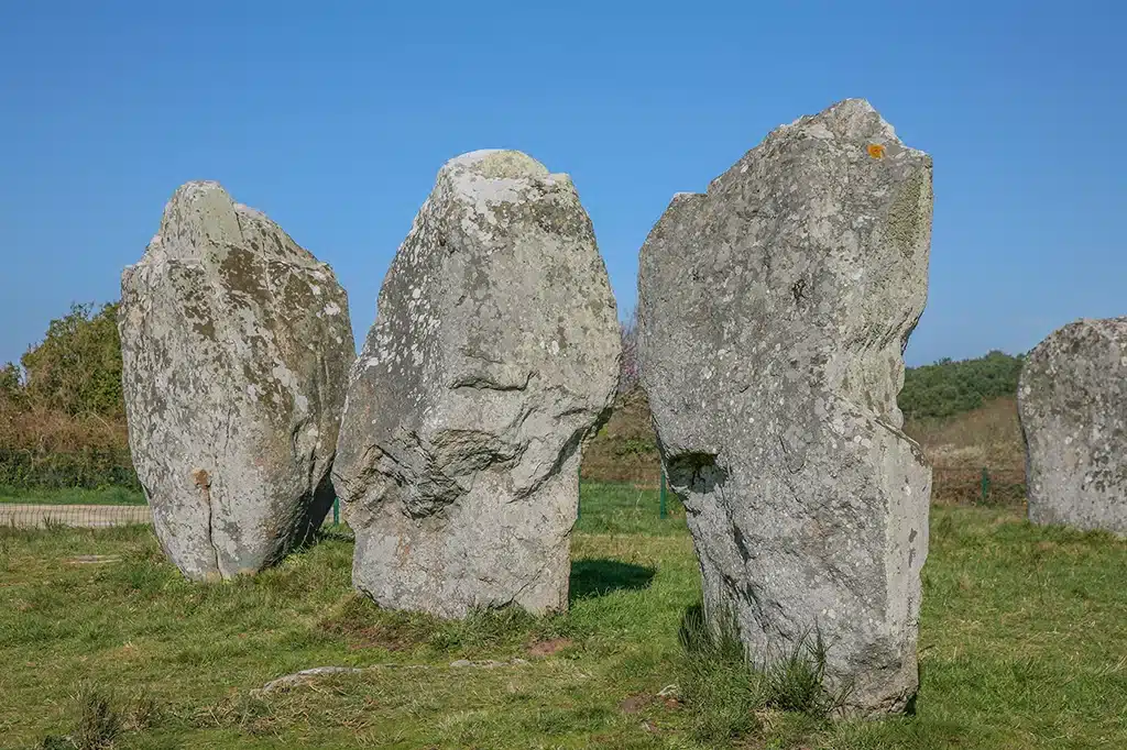 impressionnants menhirs